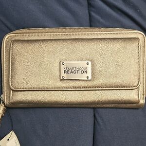 NWT Kenneth Cole Wallet